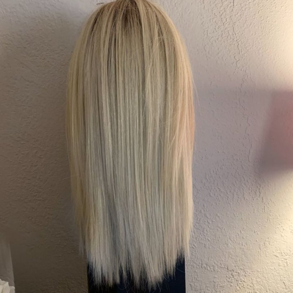 Belle Tress Straight Press 18" | Synthetic Lace Front Wig NWOT attached